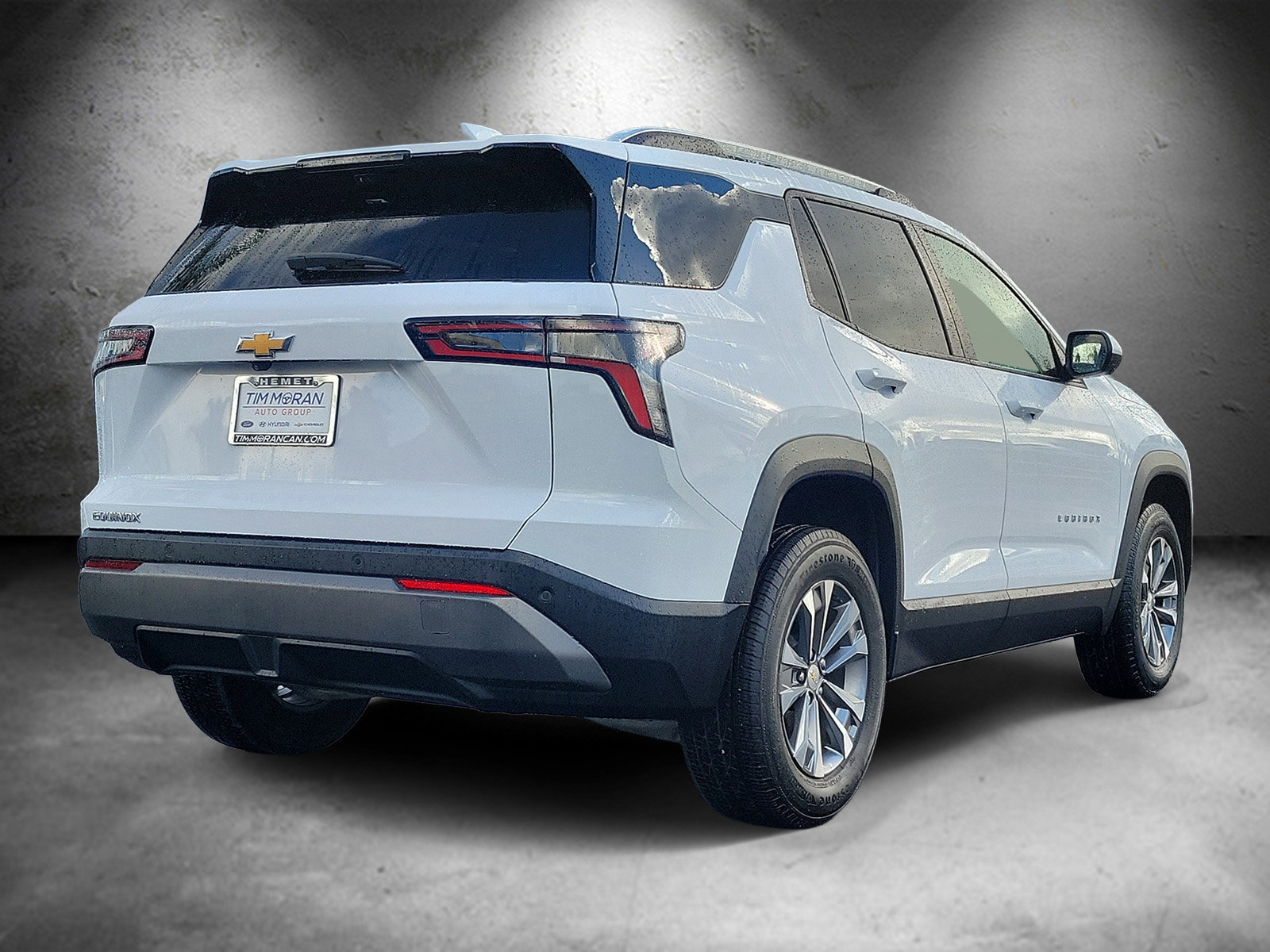 Used 2025 Chevrolet Equinox LT w/ Convenience Package II FWD image 3