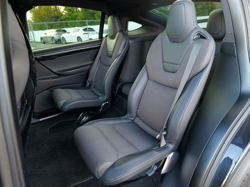 Used 2017 Tesla Model X 100D AWD/4WD image 26