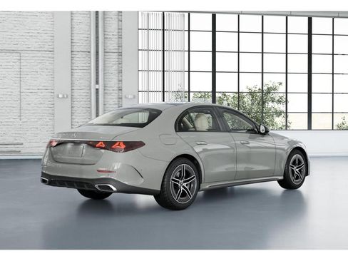 New 2026 Mercedes-Benz E 450 4MATIC Sedan image 21