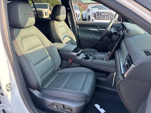 New 2027 GMC Terrain AT4 w/ Convenience Package III AWD/4WD image 11