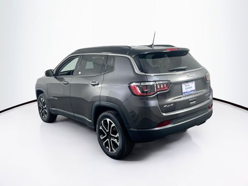 Used 2022 Jeep Compass Limited image 7