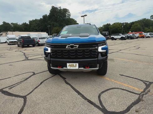 Certified 2024 Chevrolet Silverado 1500 ZR2 AWD/4WD image 3