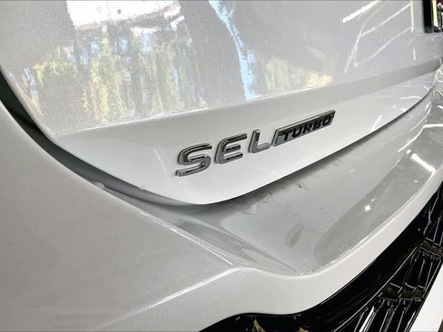 New 2026 Volkswagen Tiguan SEL R-Line image 26