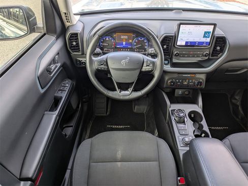 Used 2022 Ford Bronco Sport Badlands image 19