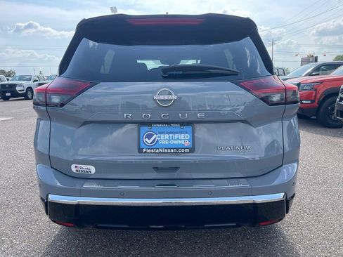 Certified 2024 Nissan Rogue Platinum FWD image 6