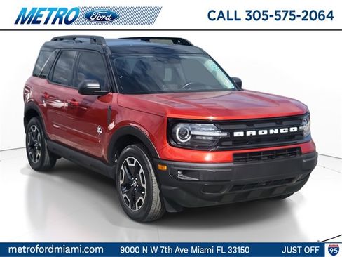 Certified 2023 Ford Bronco Sport Outer Banks w/ Tech Package image 1