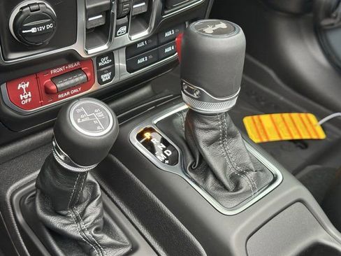 New 2026 Jeep Wrangler Unlimited Rubicon image 33