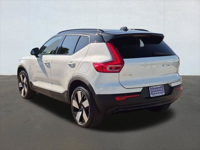 Certified 2023 Volvo XC40 Recharge Ultimate AWD/4WD image 7