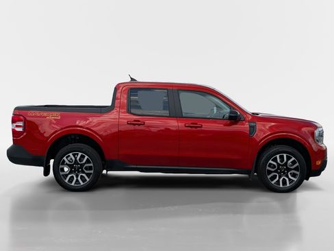 Used 2024 Ford Maverick Lariat FWD image 3