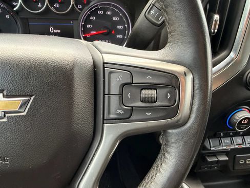 Used 2021 Chevrolet Silverado 1500 LTZ AWD/4WD image 21
