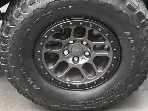 Used 2022 Jeep Wrangler Unlimited Rubicon w/ Xtreme Recon 35" Tire Package AWD/4WD image 47
