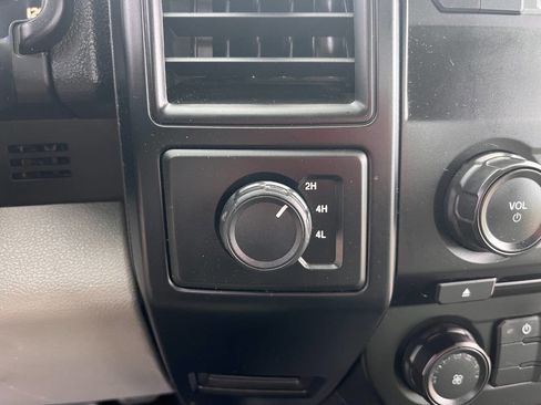 Used 2016 Ford F150 XL w/ Equipment Group 101A Mid AWD/4WD image 25