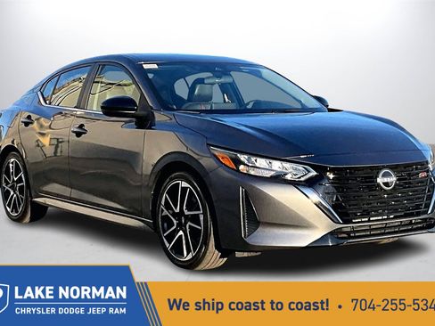 Used 2025 Nissan Sentra SR w/ SR Premium Package image 1