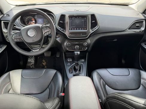Used 2022 Jeep Cherokee Trailhawk w/ Premium Leather Package AWD/4WD image 26