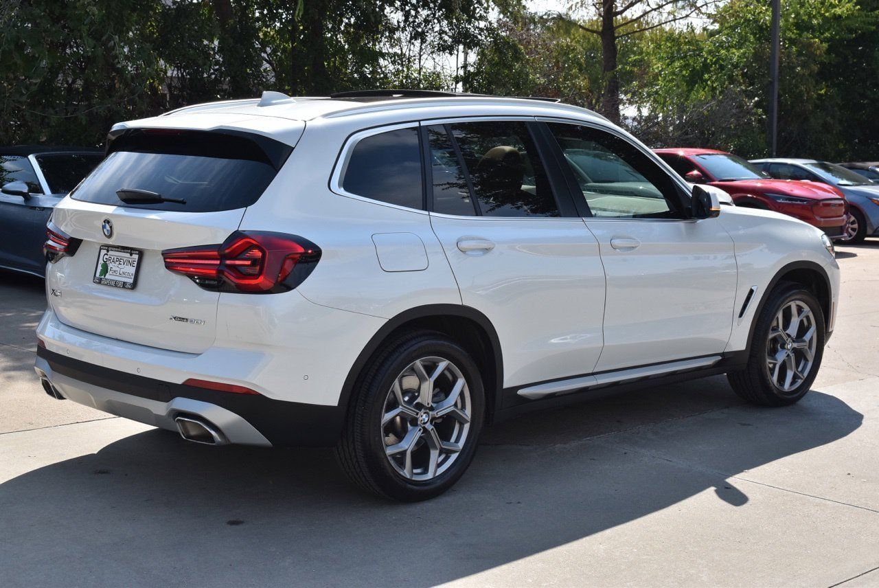 Used 2024 BMW X3 xDrive30i w/ Convenience Package AWD/4WD image 7