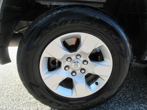 Used 2020 RAM 1500 Big Horn RWD image 8