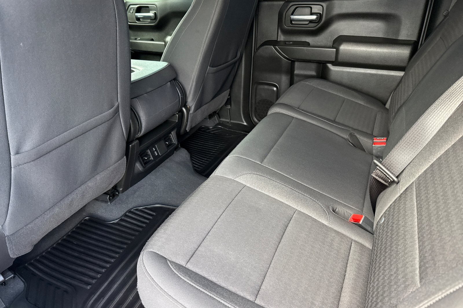 Used 2025 Chevrolet Silverado 1500 Custom AWD/4WD image 12