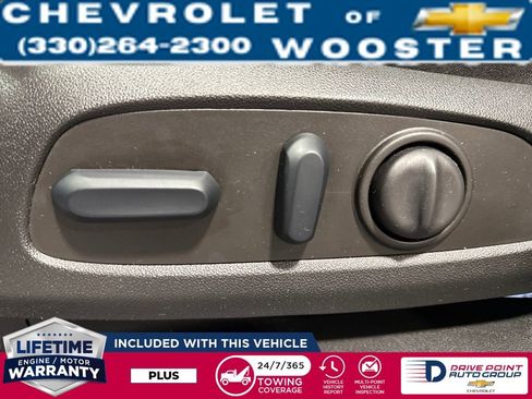 Used 2023 GMC Terrain SLE w/ Driver Convenience Package image 12