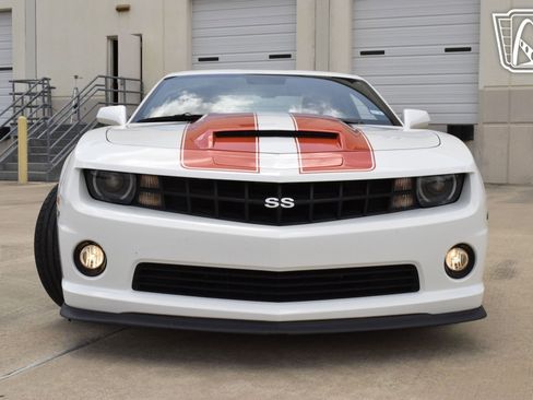 Used 2011 Chevrolet Camaro SS w/ RS Package image 23