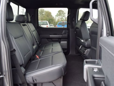 New 2025 Ford F150 Lariat w/ Equipment Group 501A Mid image 22