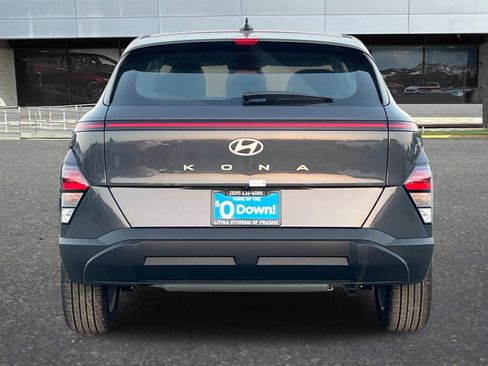 New 2026 Hyundai Kona SE image 7