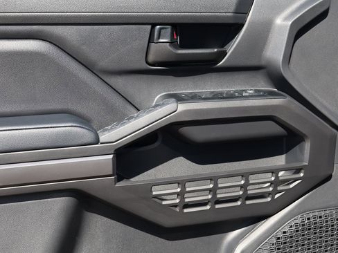 New 2026 Toyota Tacoma SR5 AWD/4WD image 27