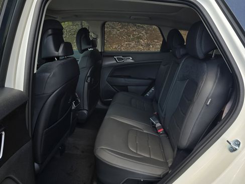 New 2026 Kia Sportage SX Prestige AWD/4WD image 4