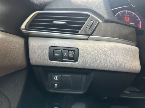Used 2019 Honda Accord EX image 18