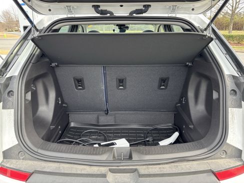 Used 2023 Chevrolet Bolt EUV Premier w/ Sun & Sound Package image 33