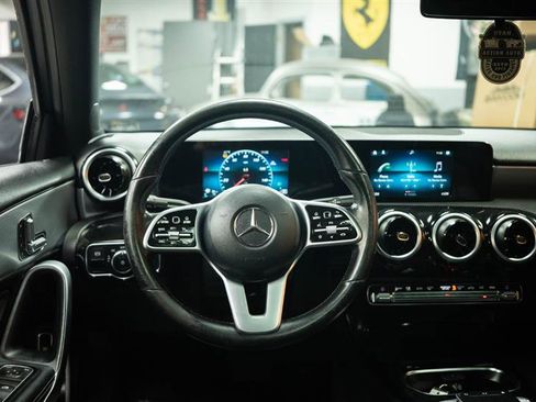 Used 2019 Mercedes-Benz A 220 image 17