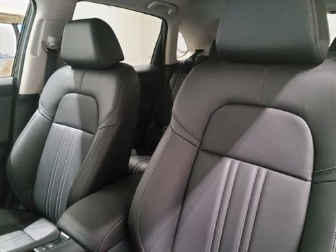 Certified 2026 Honda HR-V EX-L image 15