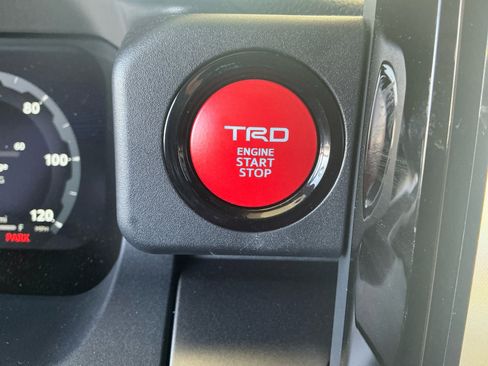 Used 2026 Toyota 4Runner TRD Off-Road Premium image 30