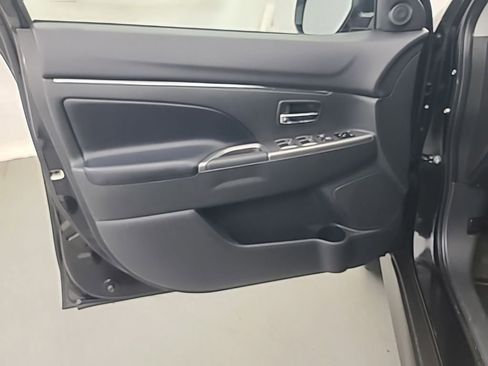 Used 2024 Mitsubishi Outlander Sport SE image 21