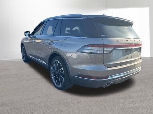 Used 2020 Lincoln Aviator Reserve w/ Equipment Group 202A AWD/4WD image 3