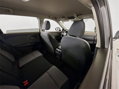 Certified 2023 Nissan Rogue SV image 28