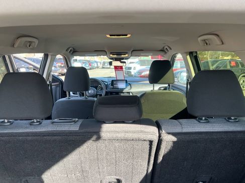 Certified 2023 Nissan Rogue SV image 14