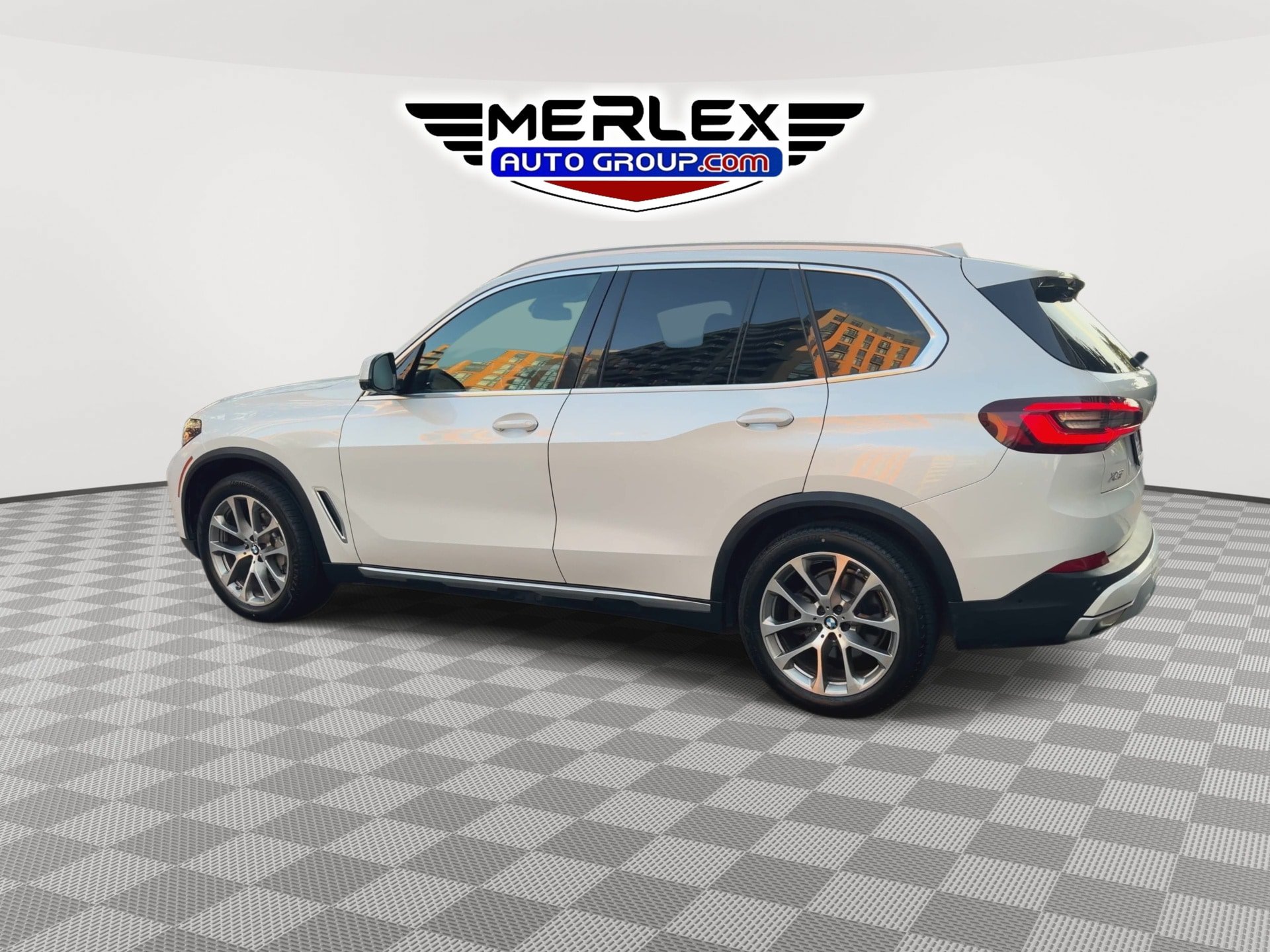 Used 2021 BMW X5 xDrive40i w/ Premium Package 2 AWD/4WD image 7