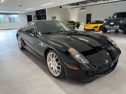 Used 2010 Ferrari 599 GTB Fiorano RWD image 7