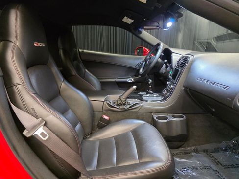 Used 2007 Chevrolet Corvette Z06 w/ Preferred Equipment Group image 33