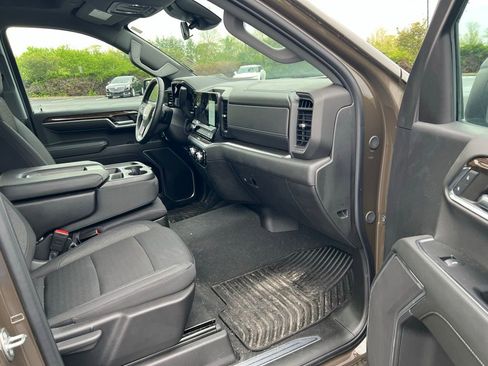 Used 2024 GMC Sierra 1500 Elevation AWD/4WD image 10