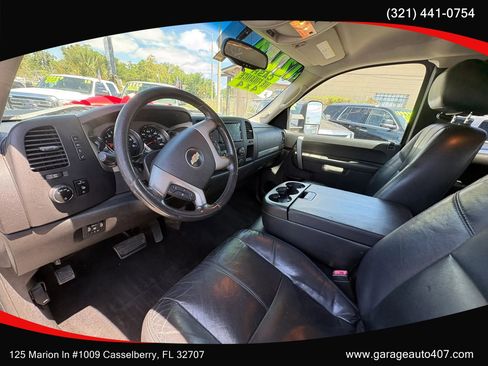 Used 2010 Chevrolet Silverado 2500 LT w/ Interior Plus Package image 14