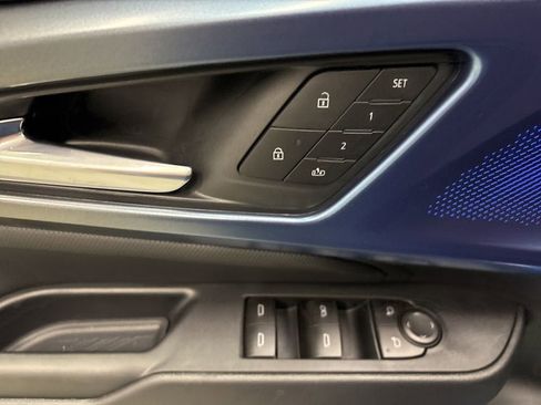 New 2026 Chevrolet Equinox EV LT image 14