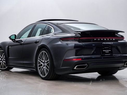 New 2026 Porsche Panamera 4 image 3
