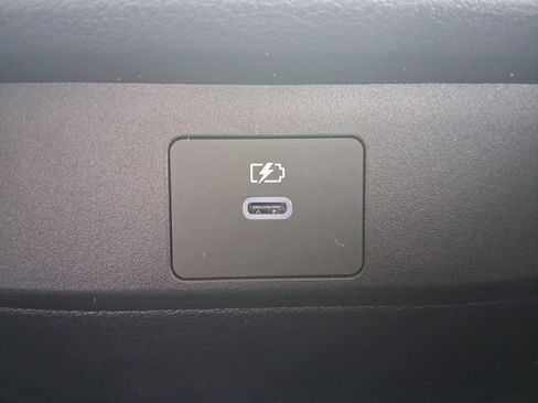 New 2026 Nissan Sentra SR w/ Floor Mat Package FWD image 27