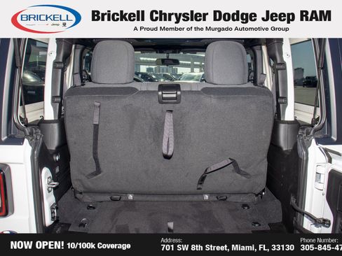 Used 2024 Jeep Wrangler Sport image 9