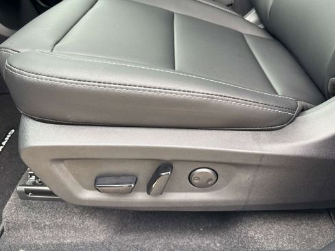 New 2026 Nissan Murano SV AWD/4WD image 8