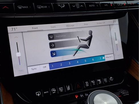 Used 2024 Jeep Grand Wagoneer L Series III image 8