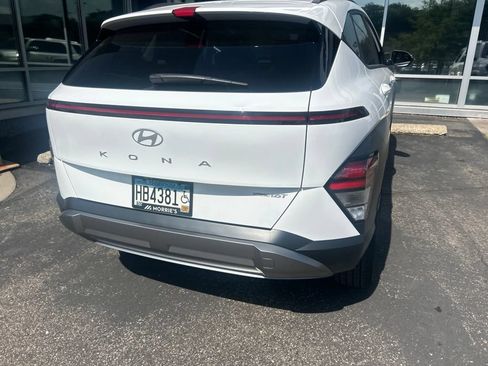 Used 2026 Hyundai Kona SEL Premium AWD/4WD image 17