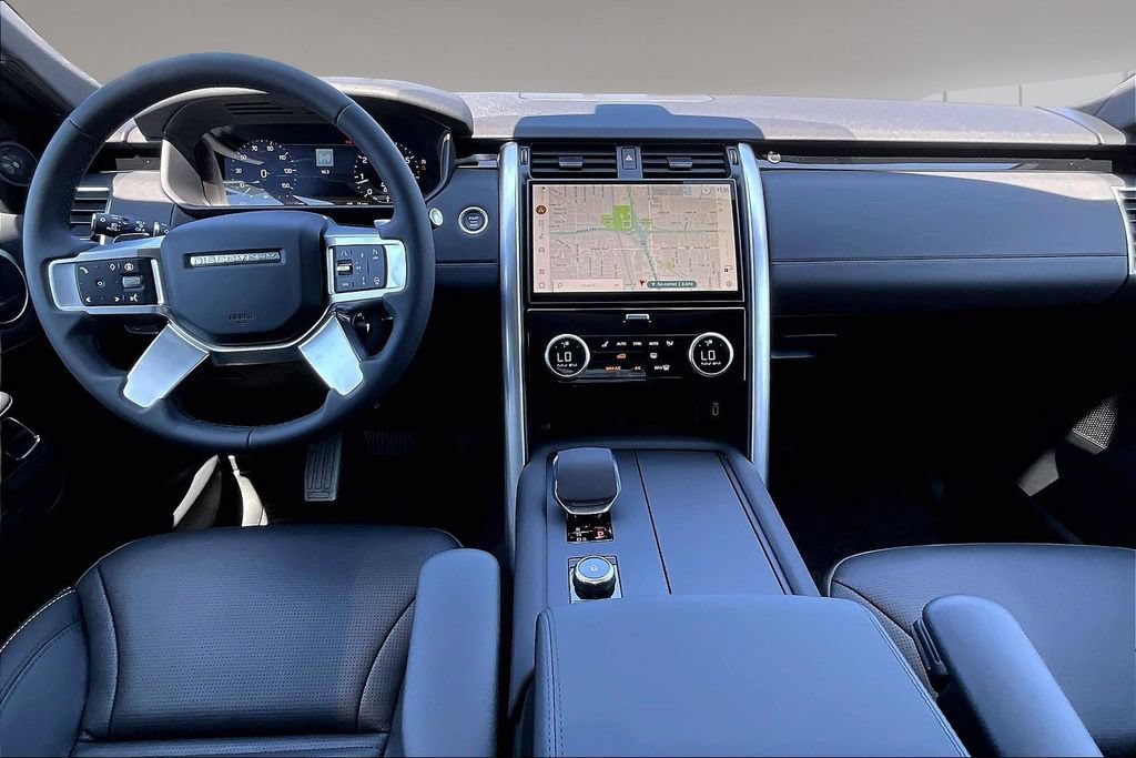 New 2026 Land Rover Discovery S AWD/4WD image 5