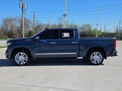 Used 2024 Chevrolet Silverado 1500 High Country w/ High Country Premium Package image 9